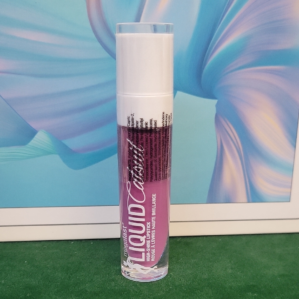 Wet N Wild MegalastvLiquid Catsuit Lipstick 947B Berry Down Lo New Sealed Tube